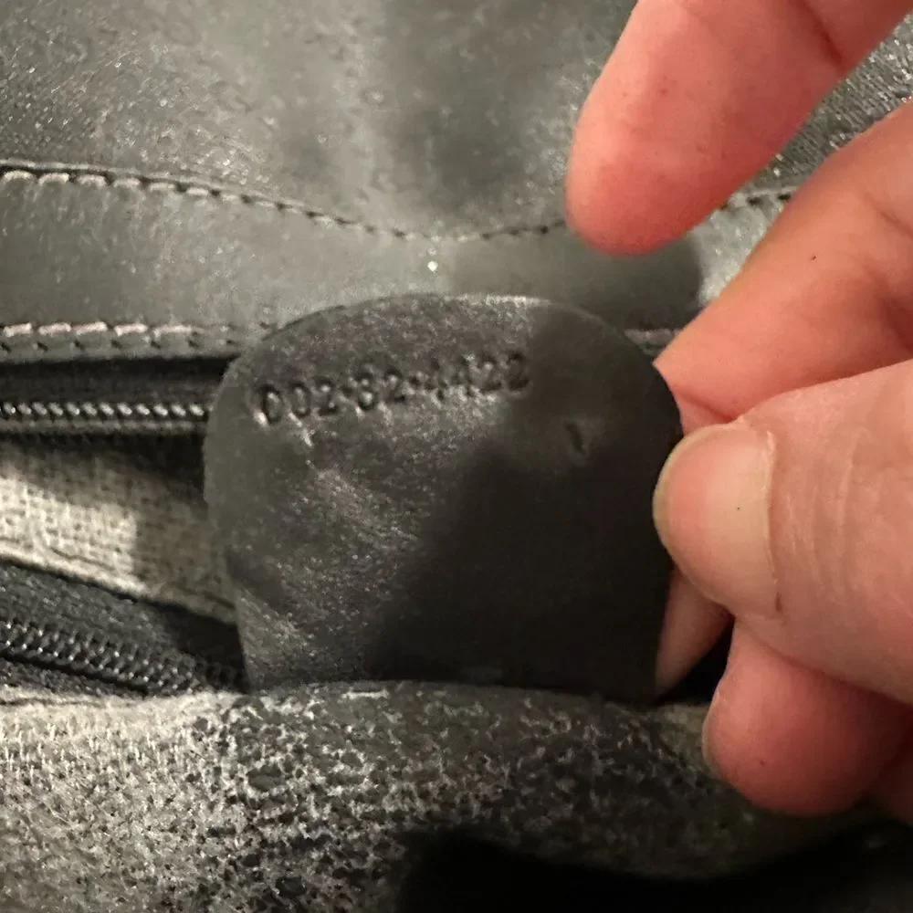 Gucci Black micro Gg Boston with Gold Accents - Picture 12 of 16